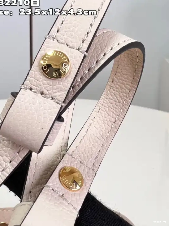Ivy-23.5*12*4.3cm VUITTON on Chain Wallet LOUIS 0616